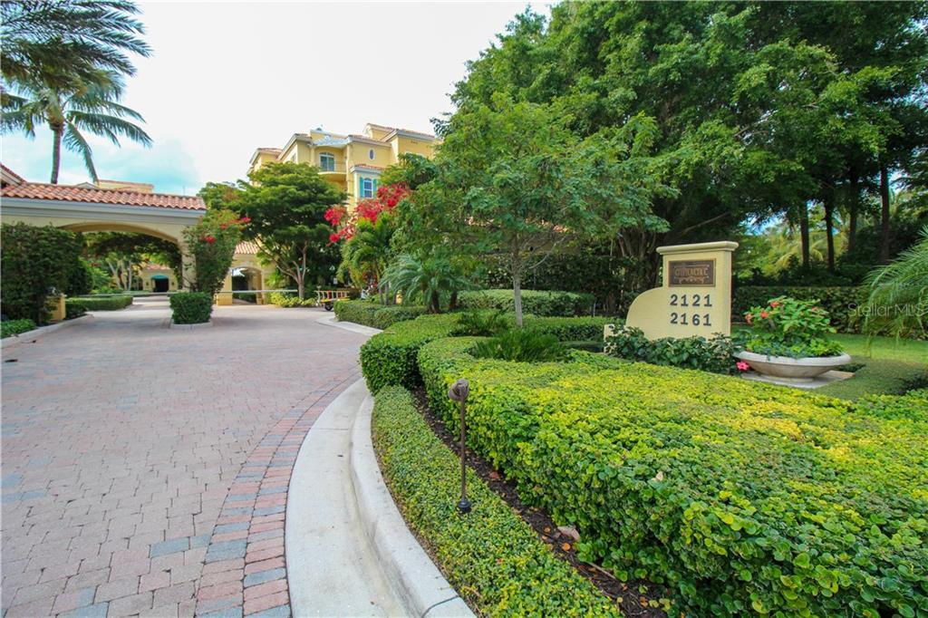 2161 Gulf Of Mexico Dr Unit 5  