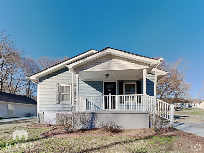 Building Photo - 2525 Darren Dr
