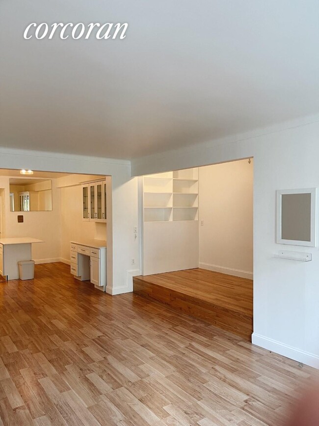 Foto del edificio - 920 E 17th St