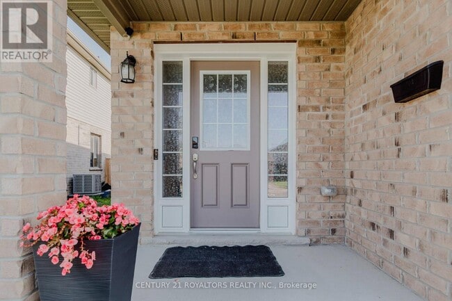 Building Photo - 1308 Lawson Rd