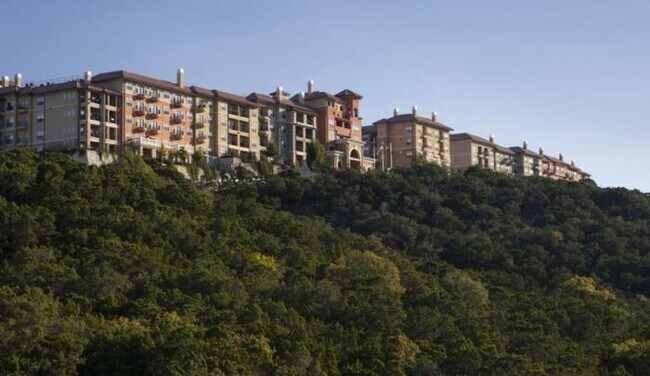 Foto del edificio - 7201 Ranch Rd 2222