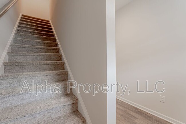Foto del edificio - 102 Sweet Almond Ct