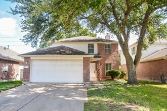 Building Photo - 8826 Pecan Pl Dr