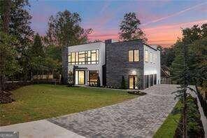 Foto principal - 19 Spruell Springs Rd