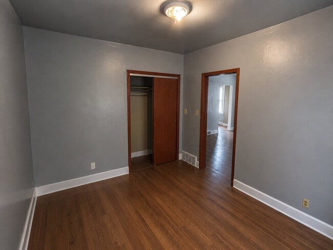 Building Photo - 7006 Clement Ave
