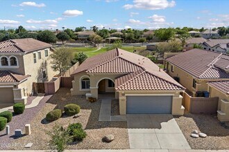 Building Photo - 949 E Indian Wells Pl