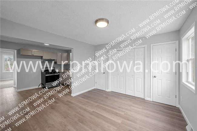Foto del edificio - 7002 SW 15th St