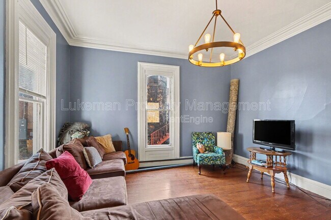 Foto del edificio - 426-428 S Westnedge Ave