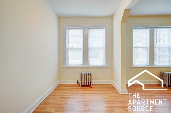 Building Photo - 2600 N Kimball Ave