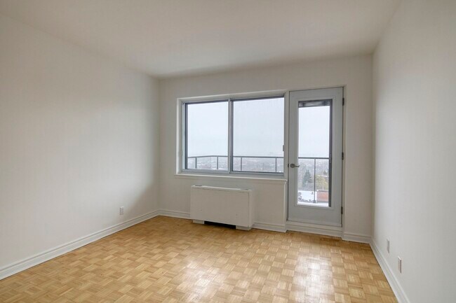 Photo du bâtiment - 4555 Av. Bonavista