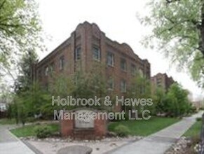 Building Photo - 200 E Laurel St