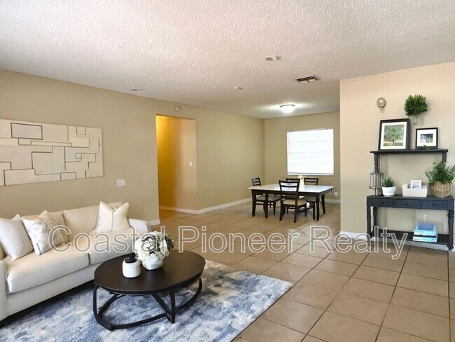 Photo - 5239 Stone Harbour Rd House