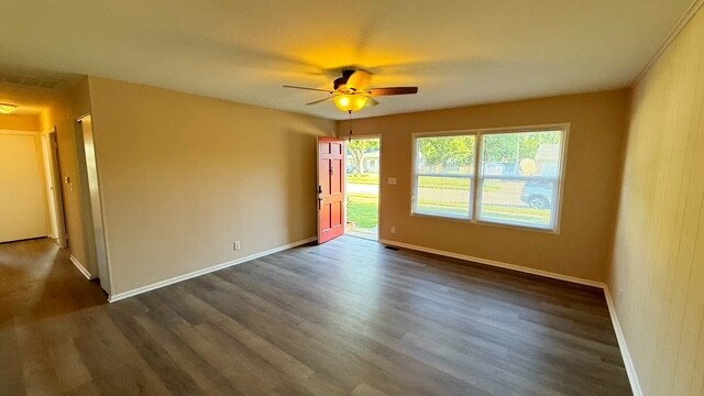 Foto del edificio - EAST SIDE 4 BEDROOM/1.5 BATH RANCH HOME FULLY RENOVATED AND AVAILABLE IMMEDIATELY