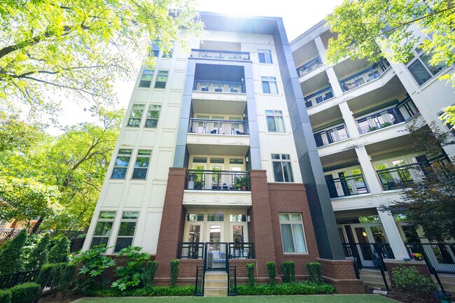 Building Photo - Ellison On Broad