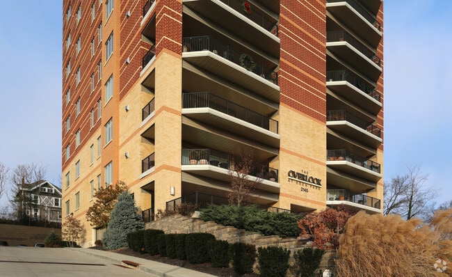 The Overlook At Eden Park Apartments Cincinnati Oh Building Photo The Overlook At Eden Park