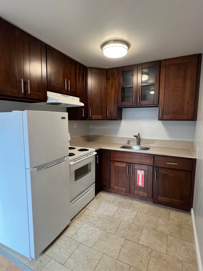 Foto del edificio - 2636 Warring St