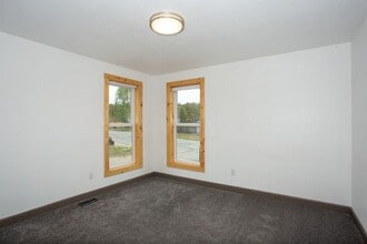 Building Photo - 106 Reliance Dr
