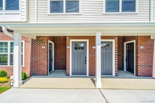 Foto del edificio - 725 Eastview Dr