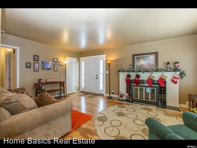 Foto del edificio - 4 br, 2 bath House - 709 S 560 E