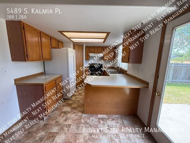 Building Photo - 5489 S Kalmia Pl
