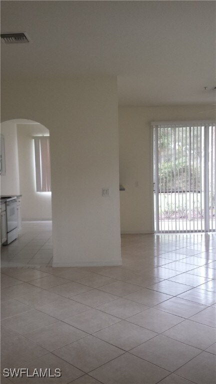 Foto del edificio - 13811 Lake Mahogany Blvd