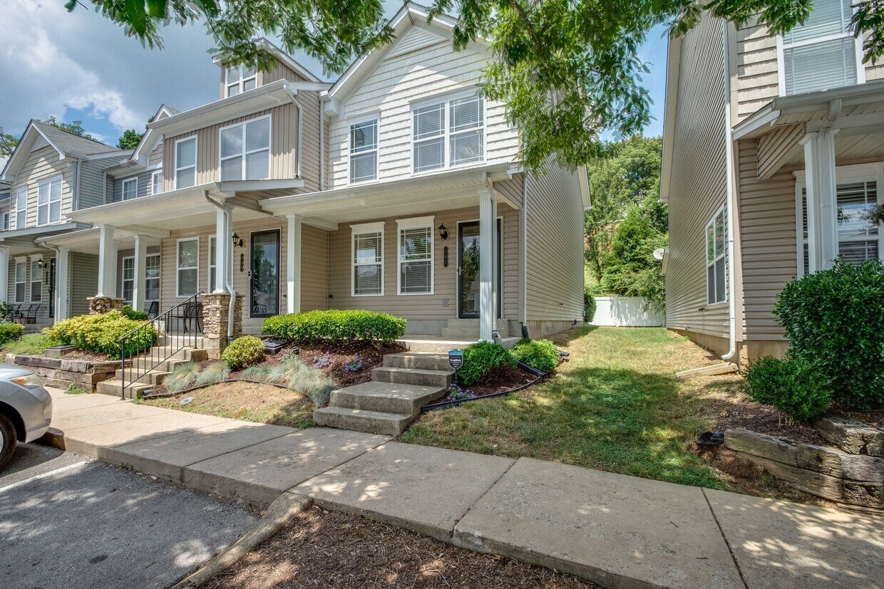 Foto principal - 1382 Rural Hill Rd