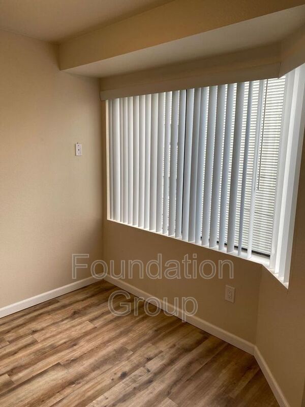 Foto del edificio - 400 10th Ave