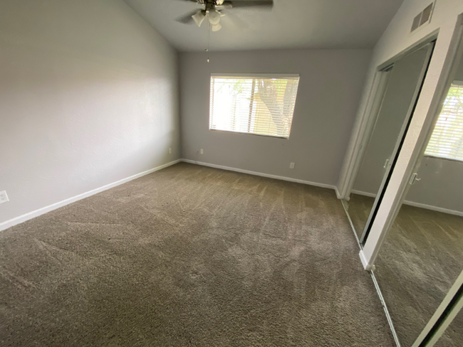 Foto del edificio - 16253 N 18th St