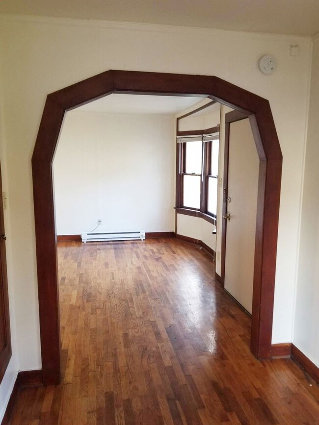 Foto del edificio - Cute downtown 1 bedroom house with fenced ...