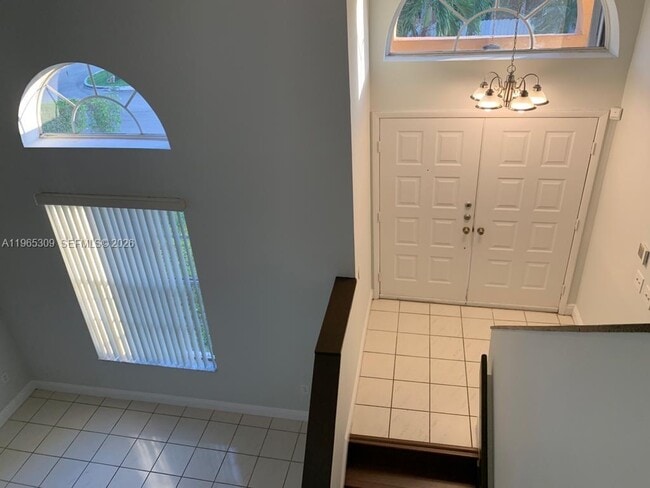 Foto del edificio - 12447 NW 7th St