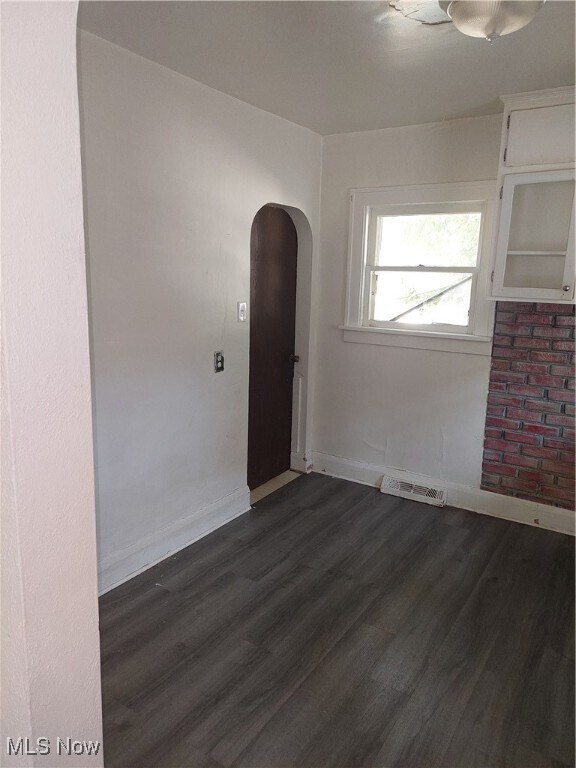 Foto del edificio - 3842 Watson Ave