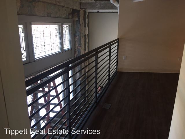 Foto del edificio - 272 S Main St