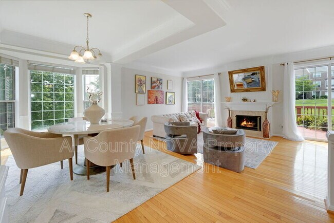 Building Photo - 11834 Limoux Pl