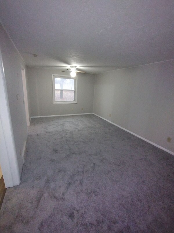 Foto del edificio - 1085 Catskill Dr