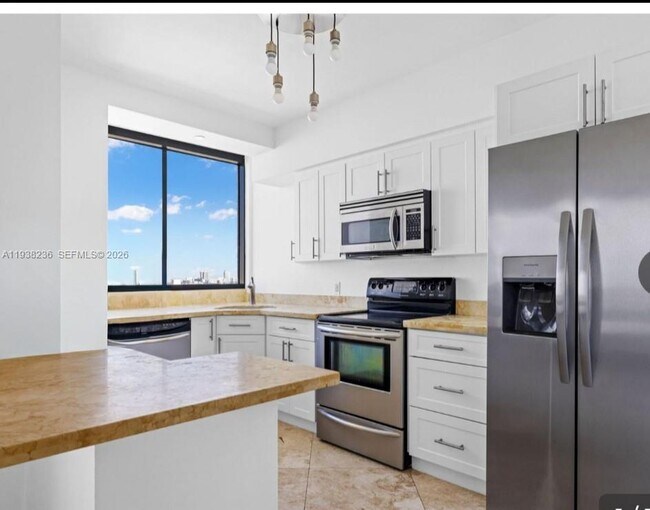 Foto del edificio - 1330 West Ave