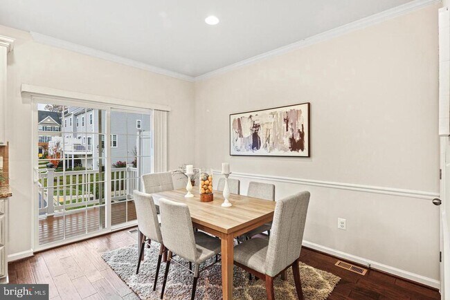 Foto del edificio - 1316 Hawthorn Dr