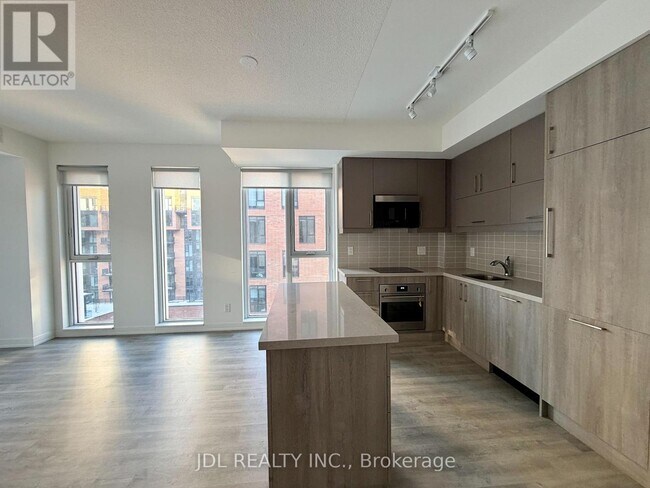 Building Photo - 8119 Birchmount Rd