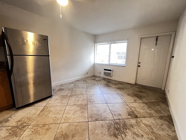 Foto del edificio - 1760 SW 21st St