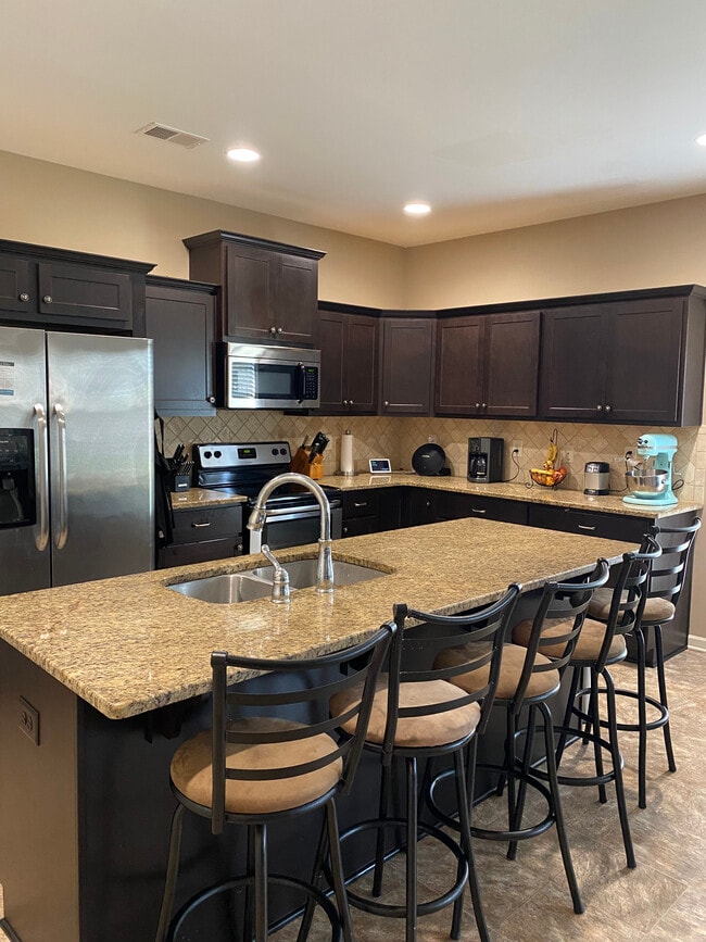 Large Kitchen - 414 Rolling Acres Dr