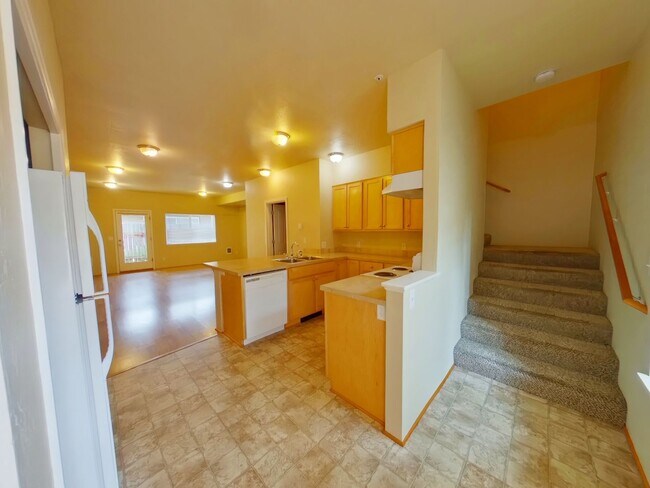 Foto del edificio - 3462-3464-3466 Alder Alley