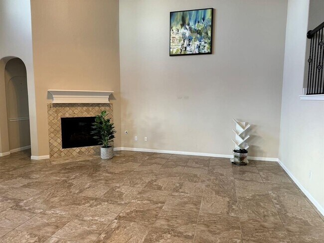Foto del edificio - 27411 Royal Canyon Ln