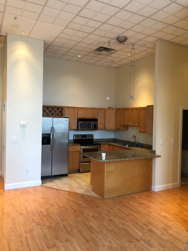 Foto del edificio - 340 Central, LLC