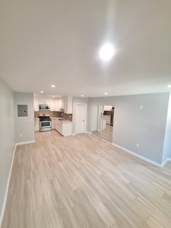 Building Photo - 4660 Kester Ave