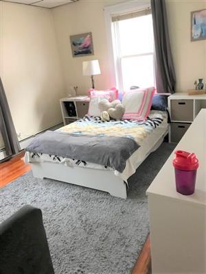Primary Photo - 8 Craigie St