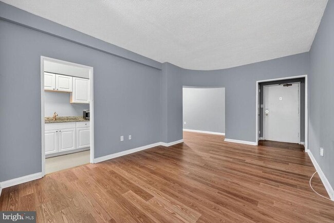 Building Photo - 1727 Massachusetts Ave NW