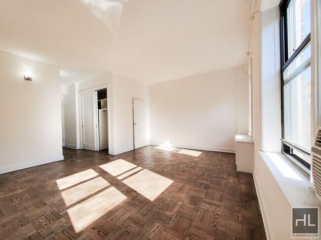 Building Photo - WEST 22 STREET