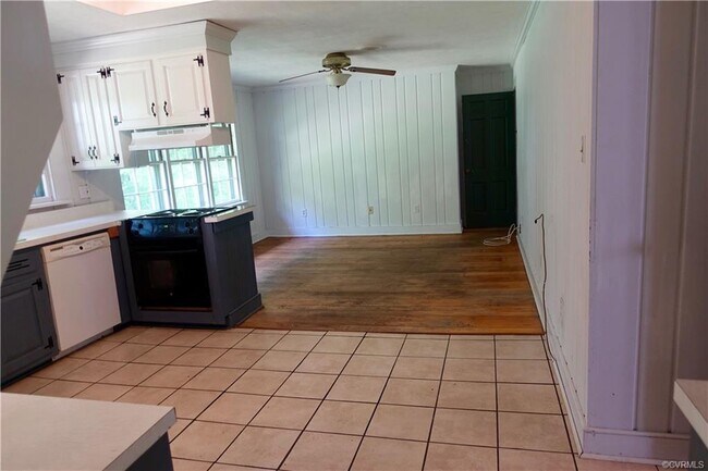 Building Photo - 4519 Stanbrook Dr