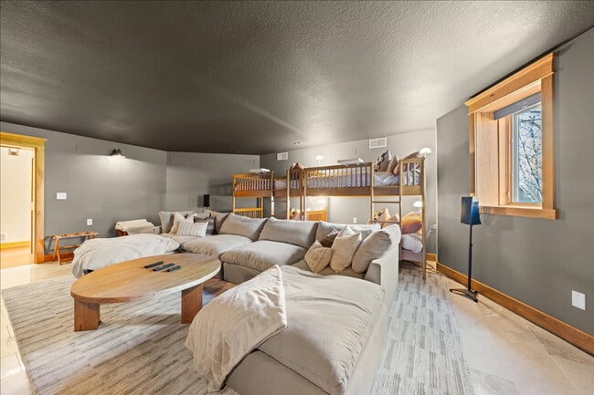 Building Photo - 1248 WI-35