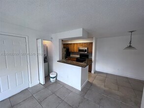 Building Photo - 1263 SW 46th Ave