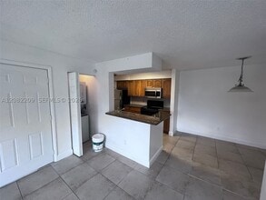 Building Photo - 1263 SW 46th Ave